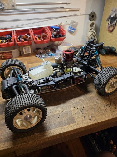 Auto ohne fernsteuerung - 1:8,